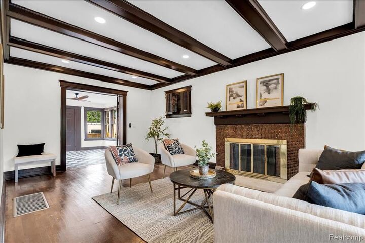 Property Photo: 1794 Seyburn Street MI 48214