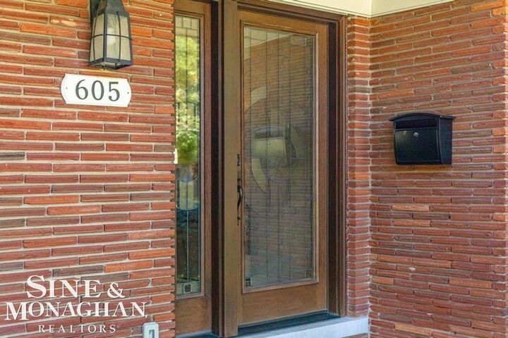 Property Photo: 605 Hidden Lane MI 48235
