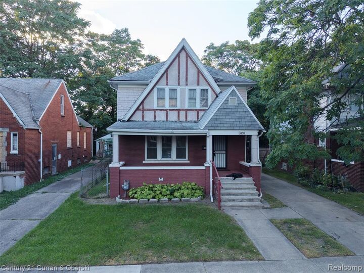 Property Photo:  13935 Winthrop St  MI 48227 