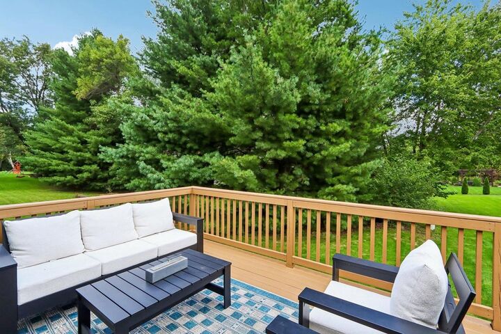 Property Photo:  2676 Oak Knoll Drive  WI 53711 
