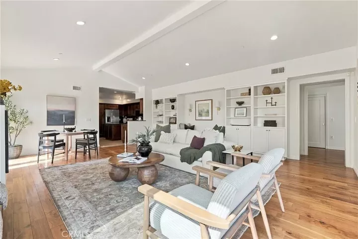 Property Photo:  1420 S Bundy Drive 405  CA 90025 