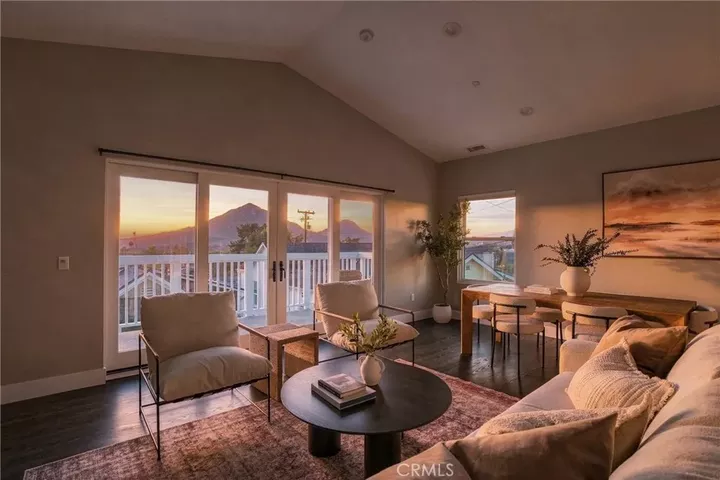 Property Photo:  2027 Rachel Street  CA 93401 