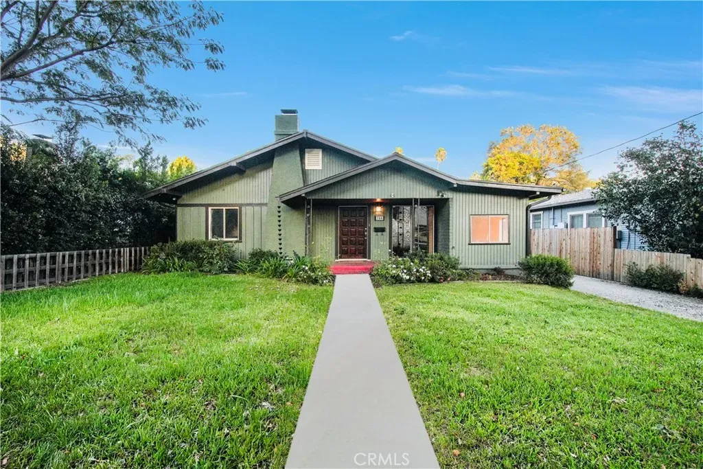 Property Photo:  788 N. Mar Vista Avenue  CA 91104 