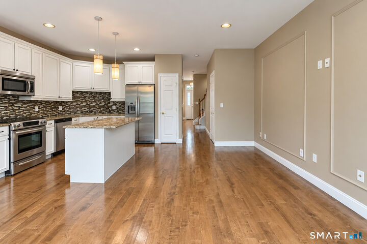 Property Photo: 19 Orwich Court 19 CT 06810