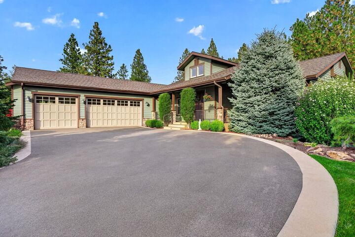 Property Photo: 724 N Pack Trail Ln WA 99019