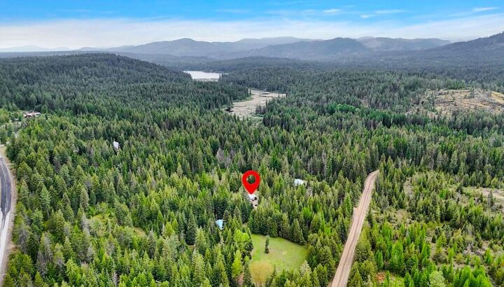 Property Photo:  221 Harworth Rd  WA 99156 