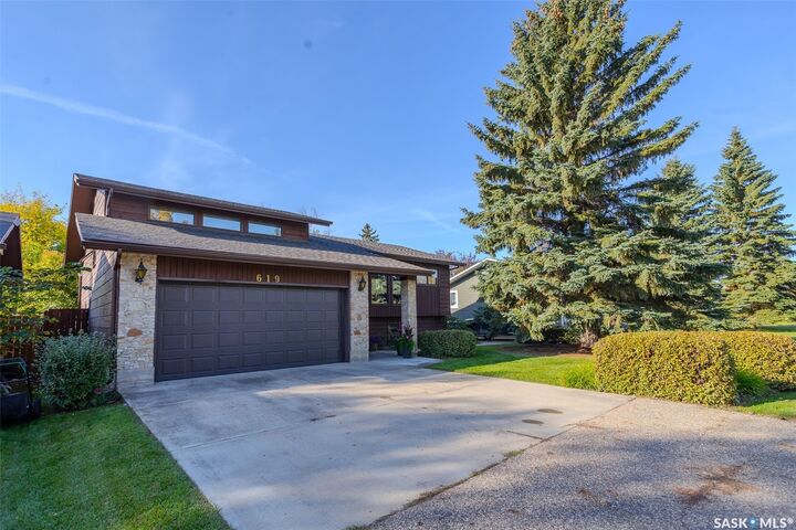 Property Photo:  619 Clover Avenue  SK S0K 1E0 