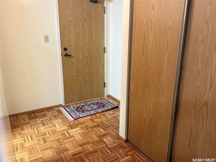 Property Photo: 525 5th Avenue N 305 SK S7K 2R1