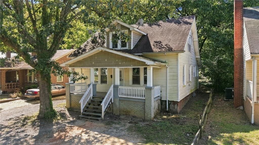 Property Photo: 2824 Glenn Avenue NC 27105