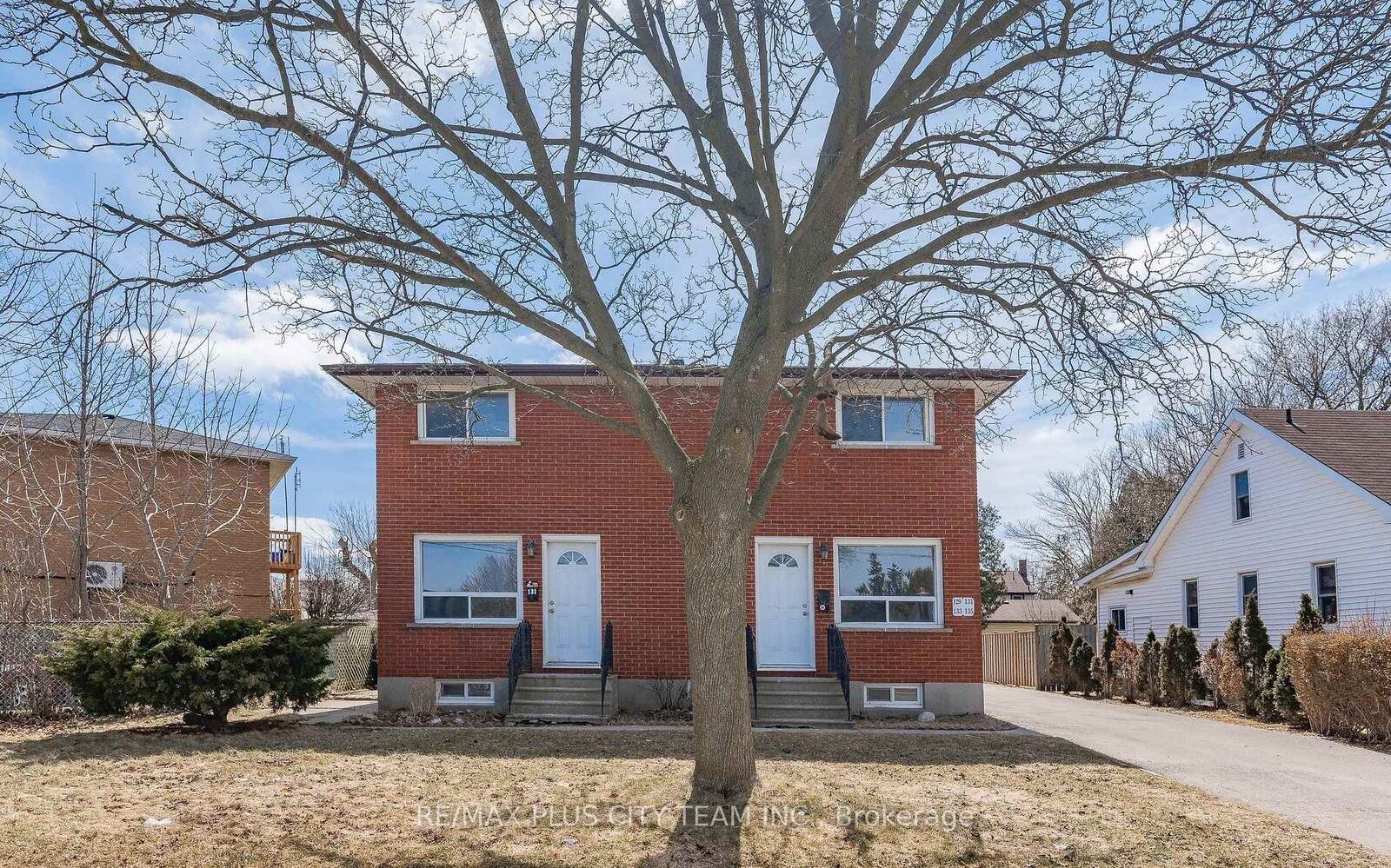 Property Photo:  133 Pollock Avenue Unit #3  ON N1R 2C2 