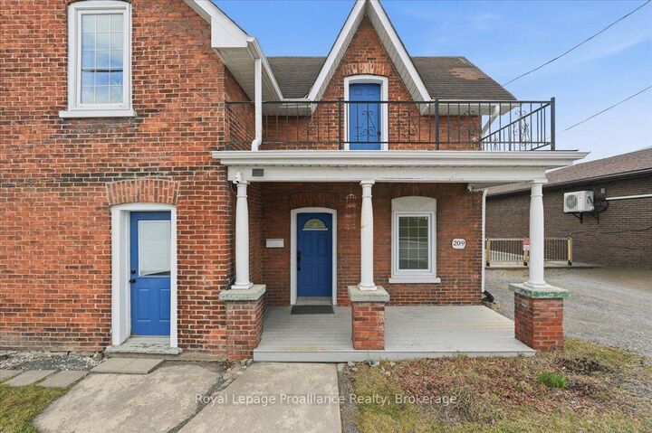 Property Photo:  209 Dundas St. E., Street  ON K8V 1M1 