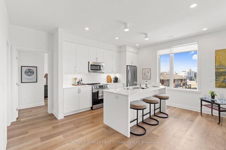 Property Photo: 520 Pimiwidon Street 201 ON K1K 5B4