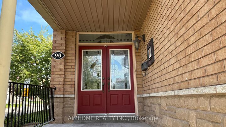 Property Photo:  90 Briarhall Crescent  ON L6C 2C7 