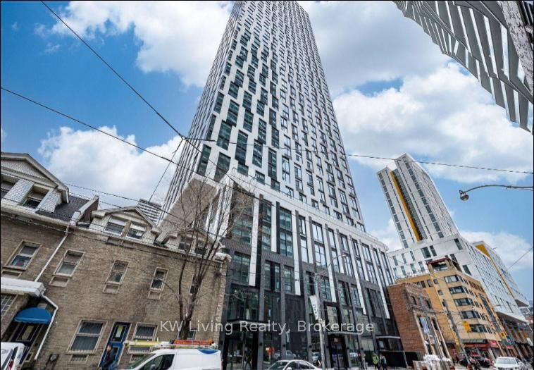 Property Photo: 252 Church Street 4511 ON M5B 0E6
