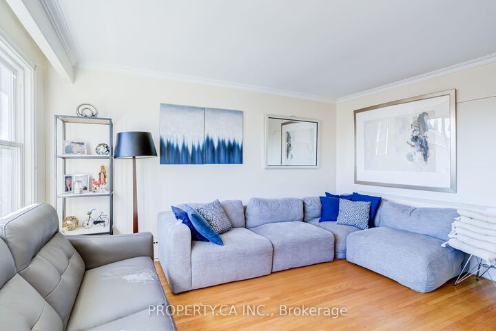 Property Photo:  606 Harvie Avenue 3  ON M6E 4M1 