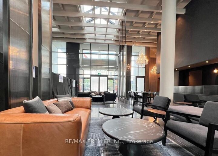 Property Photo:  28 Interchange Way 1012  ON L4K 0P8 