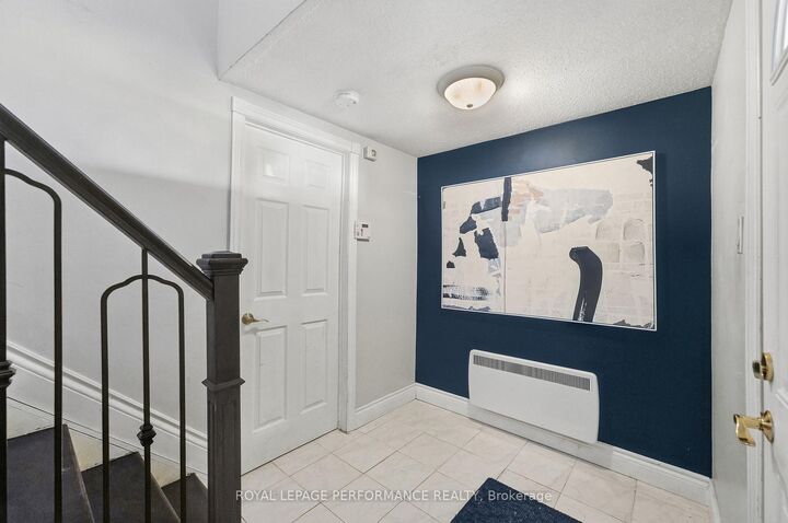 Property Photo: 3415 Uplands Drive 11 ON K1V 9N3