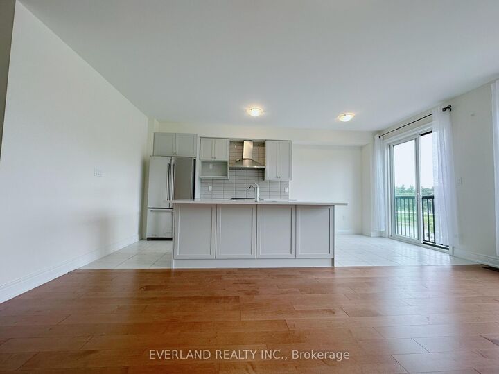 Property Photo:  24 Hercules Club Drive  ON L4E 1K7 