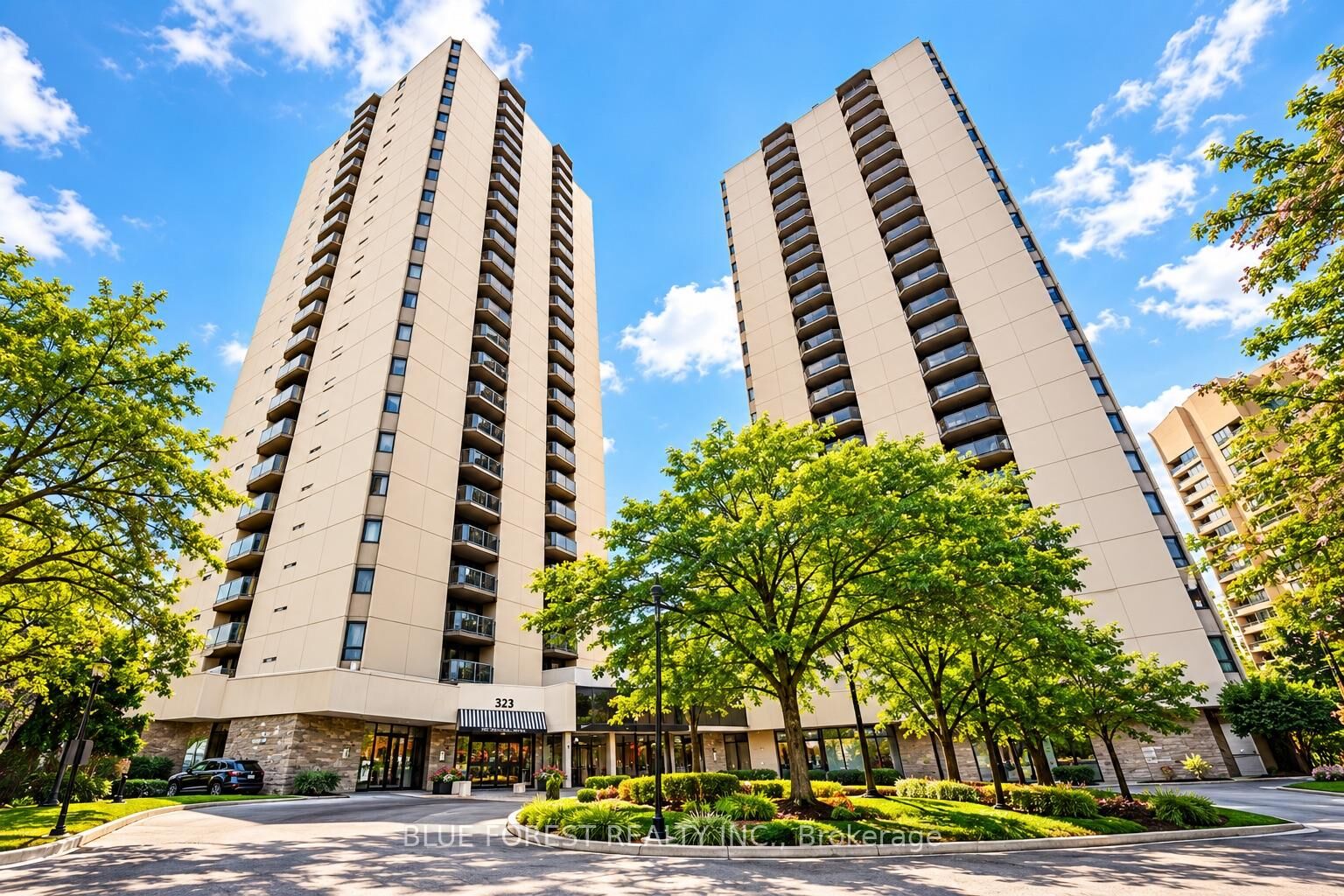 Property Photo:  323 Colborne Street 303  ON N6B 3N8 