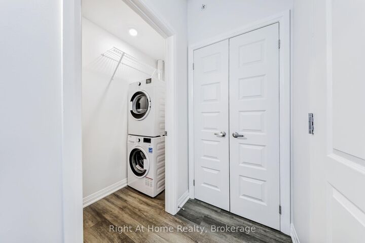 Property Photo:  610 Farmstead Drive 307  ON L9T 8X5 