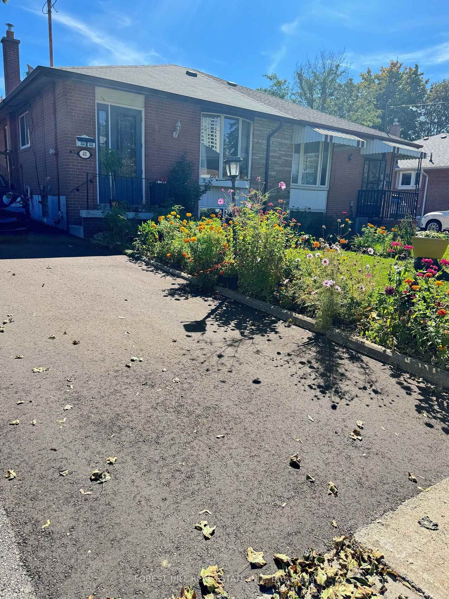 Property Photo:  41 Stoneton Drive Bsmt  ON M1H 2P6 