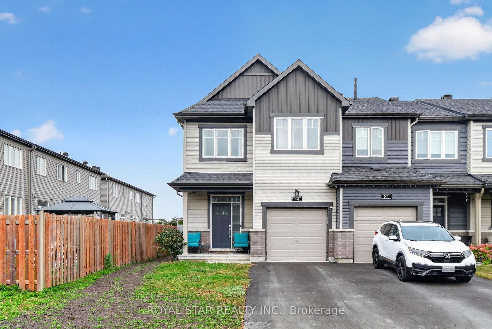 Property Photo:  83 Gardenpost Terrace  ON K4A 5H2 