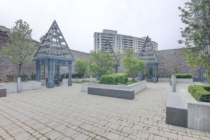 Property Photo:  5162 Yonge Street Lph303  ON M2N 0E9 