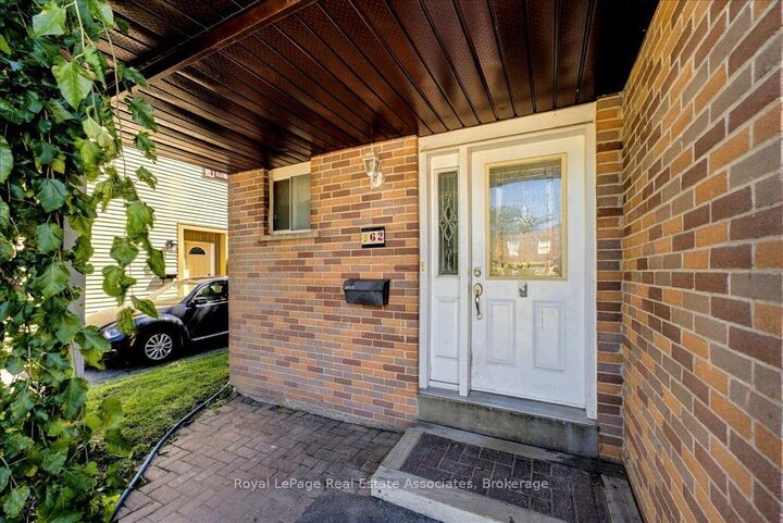 Property Photo:  62 Alonna Street  ON L1C 3P8 