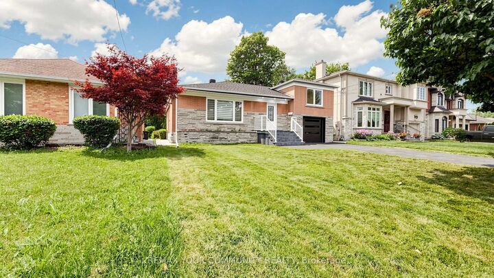 Property Photo:  275 Betty Ann Drive Main Floor  ON M2R 1A9 