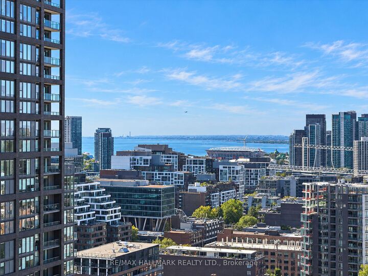 Property Photo:  400 King Street W 2616  ON M5V 0X8 