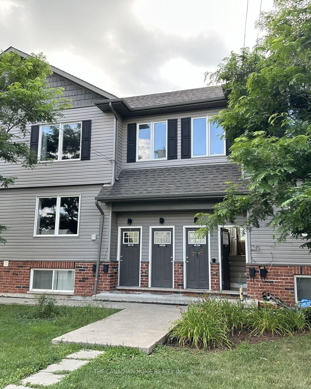 Property Photo:  220 Erie Street 214  ON L3K 0A6 
