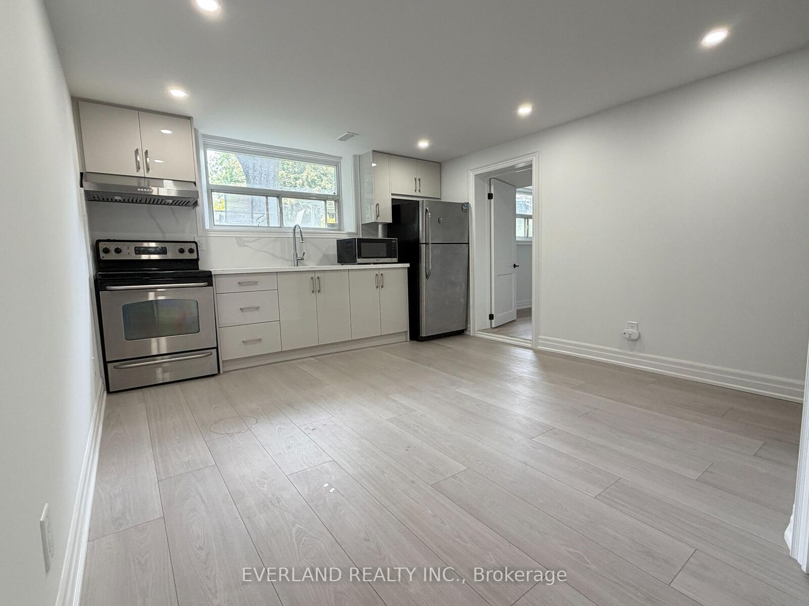 Property Photo:  116 Sylvan Avenue Basement  ON M1M 1K3 