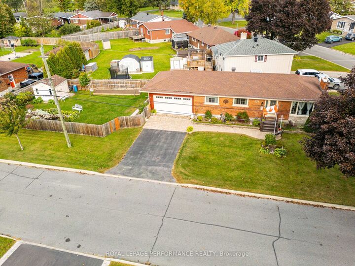 Property Photo:  1001 Edythe Avenue  ON K6J 1N8 