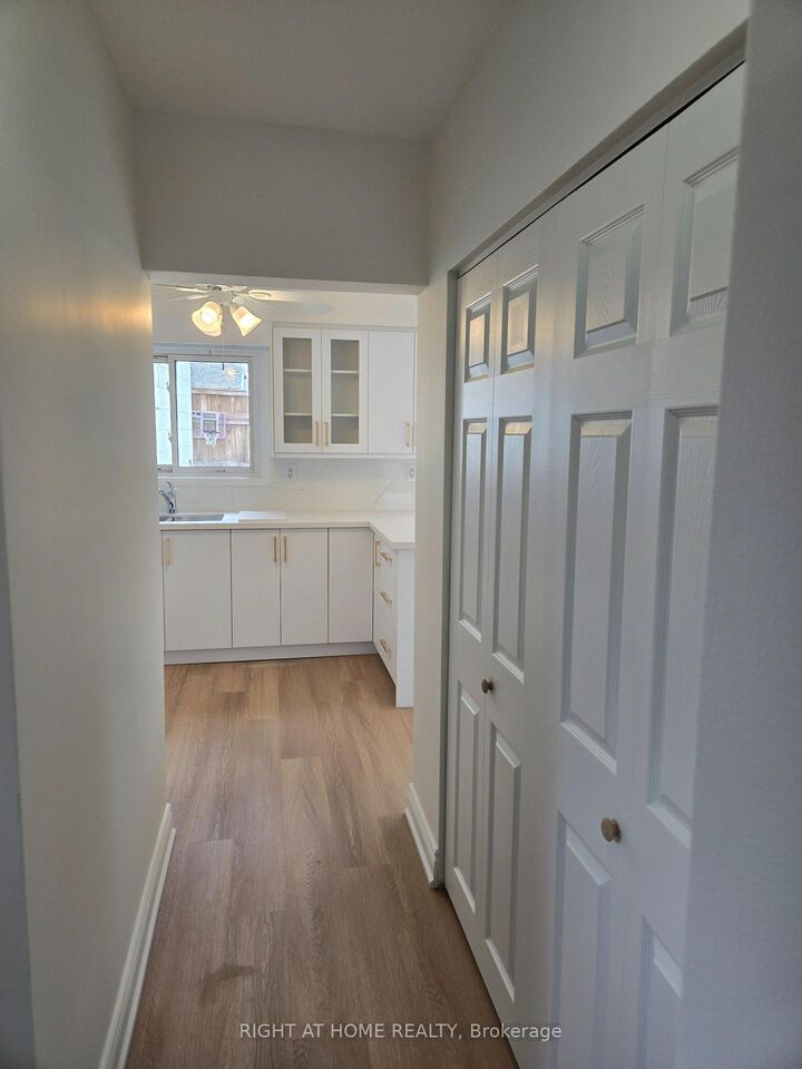 Property Photo:  13 Faulkner Crescent  ON M9M 2B9 