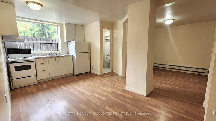 Property Photo:  3 Greenbrook Drive 102  ON M6M 2J8 