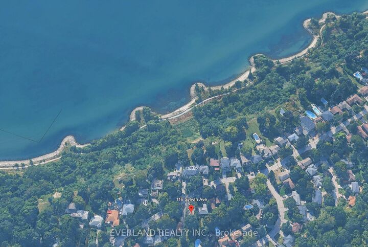 Property Photo:  116 Sylvan Avenue Main  ON M1M 1K3 