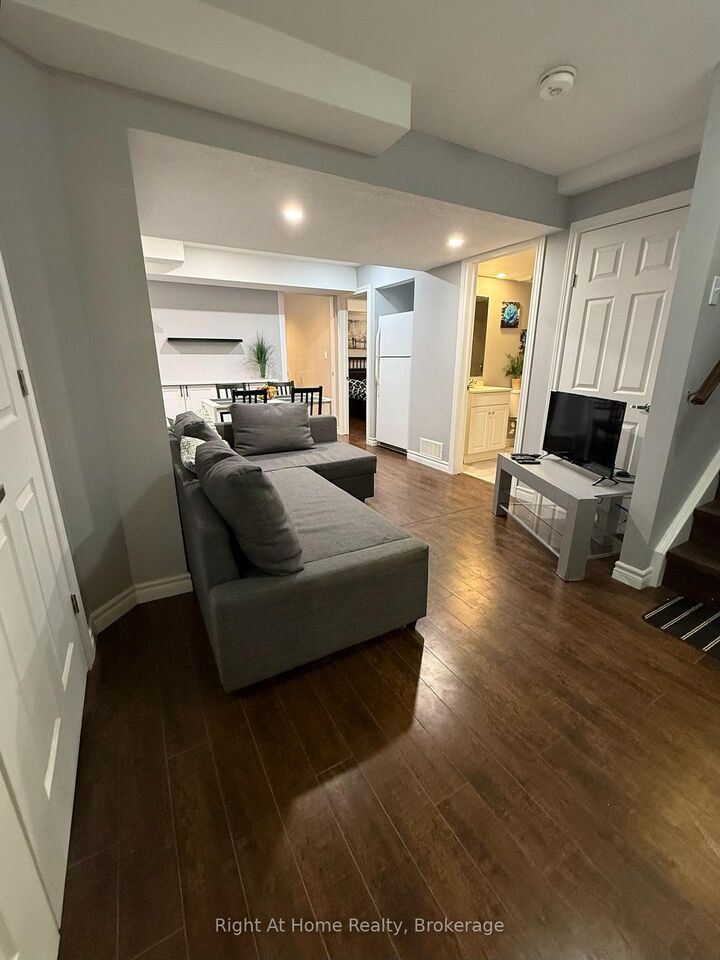 Property Photo:  268 Buttonbush Street  ON N2V 0B4 