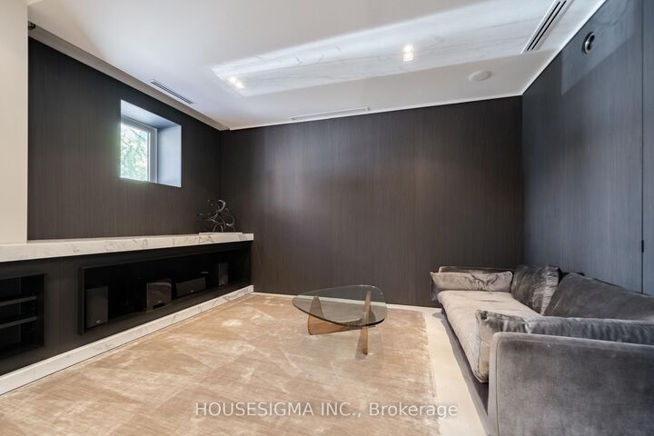 Property Photo: 11 Bishop Street ON M5R 1N3
