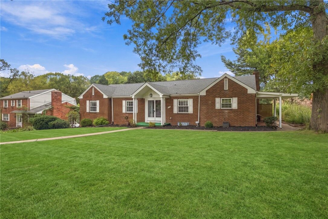 Property Photo: 3601 McCrady Rd PA 15235