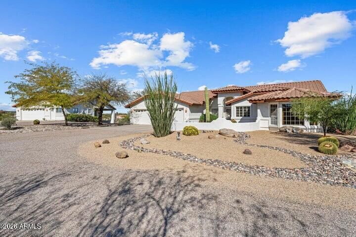 Property Photo:  10 W Paloma Solita Lane  AZ 85390 