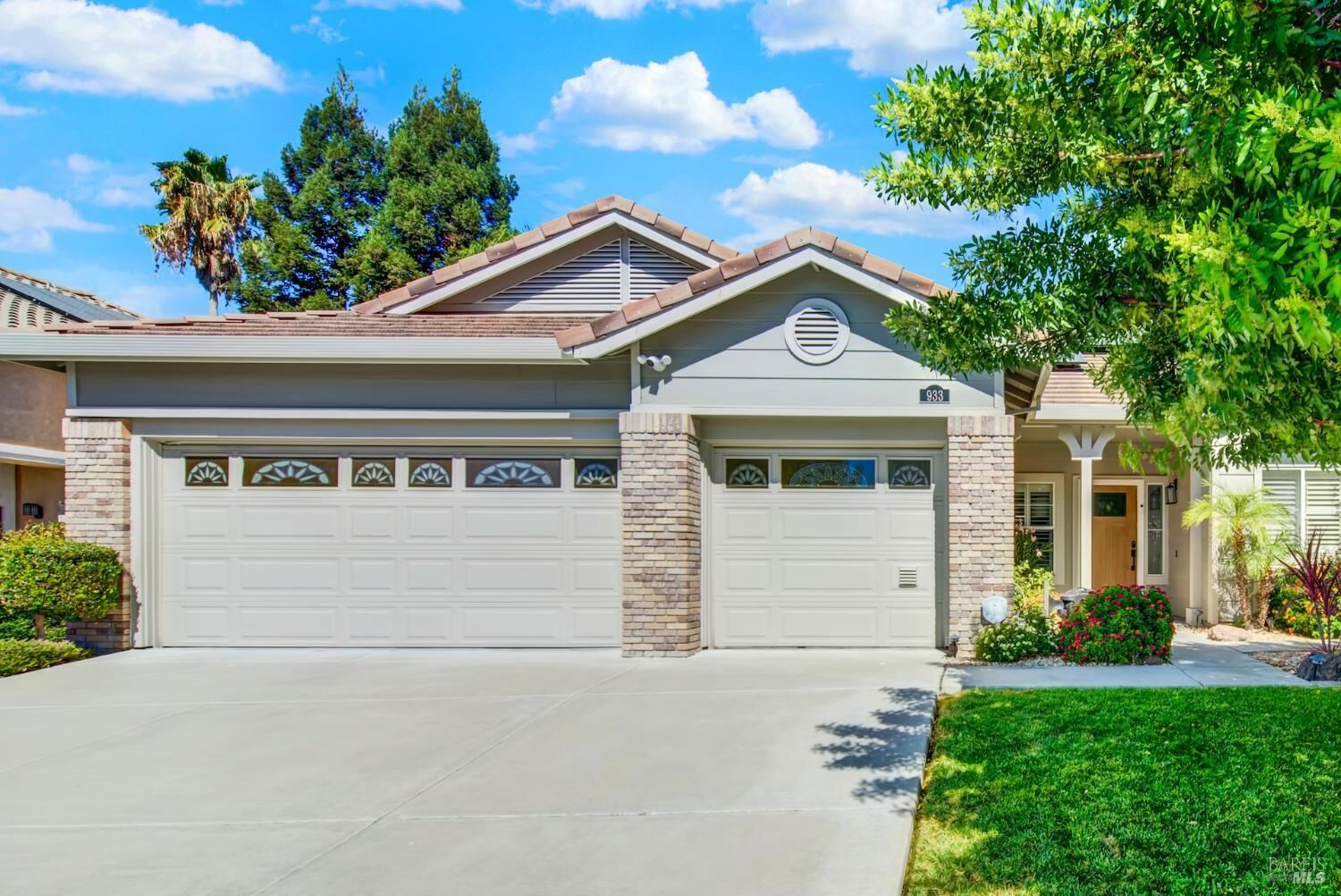 Property Photo:  933 Mulberry Court  CA 94509 