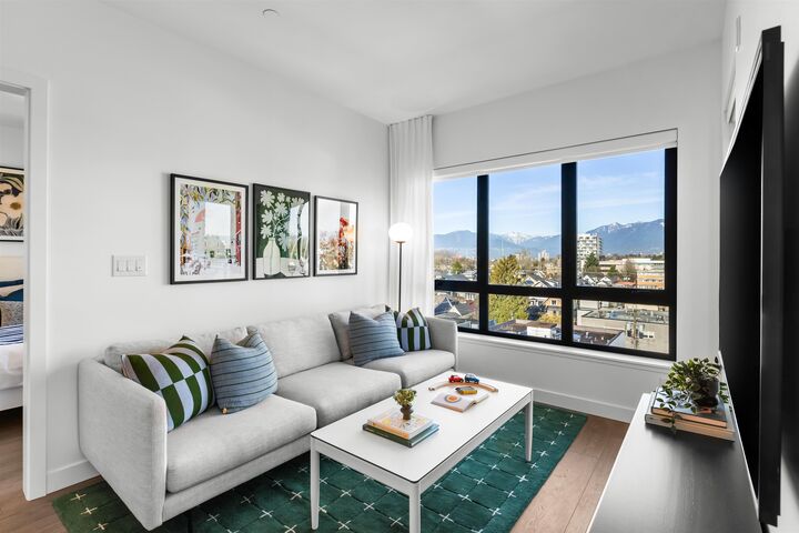 Property Photo:  1680 E 12th Avenue 208  BC V5N 2A3 