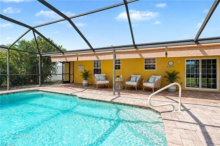Property Photo:  316 SW 19th Ter  FL 33991 