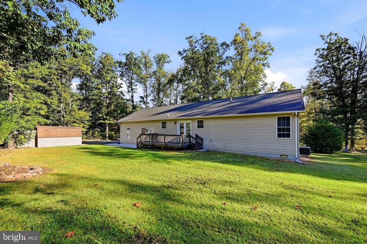 Property Photo: 307 Mountain Falls Boulevard VA 22602