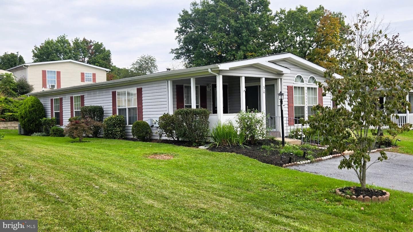 Property Photo: 30 Juniper Court E PA 19438