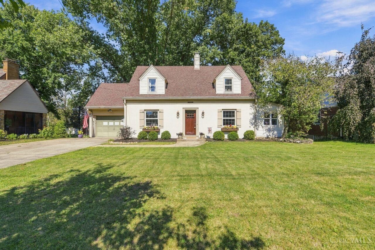 Property Photo: 3860 Boomer Road OH 45247