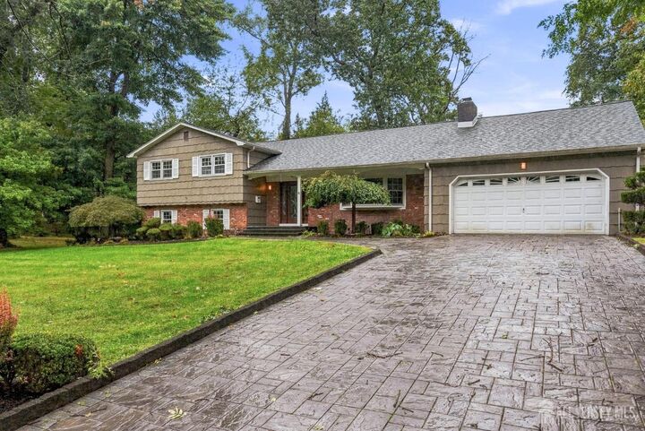 Property Photo:  4 Redcoat Drive  NJ 08816 