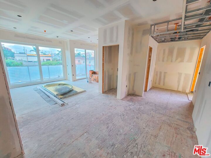Property Photo: 320 N Mountain View Ave CA 90026