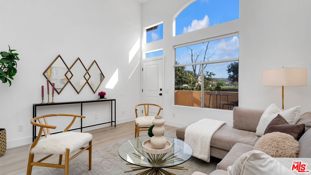 Property Photo:  19431 Rue De Valore, Unit 41M  CA 92610 