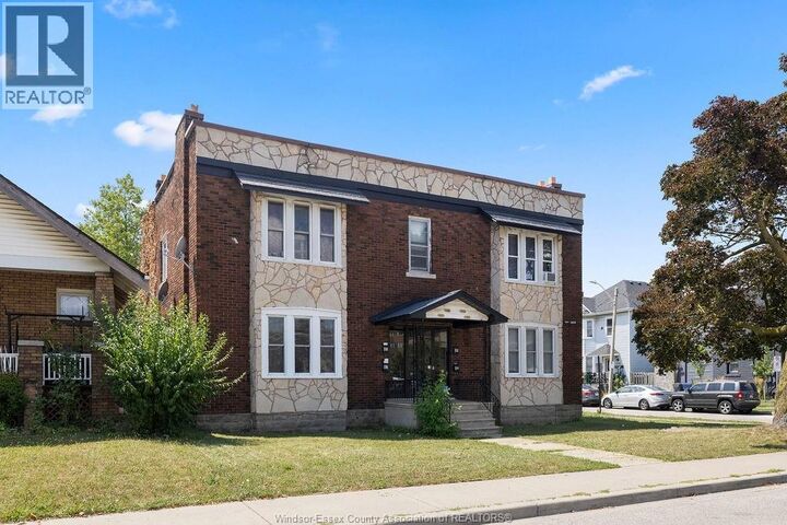 Property Photo:  1107 Pelissier Street  ON N9A 4M1 